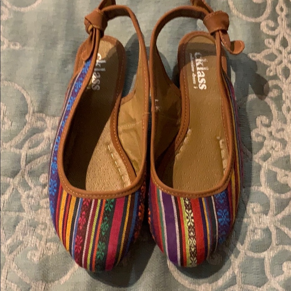 Multi color shoes size 39  (9) NWOT
